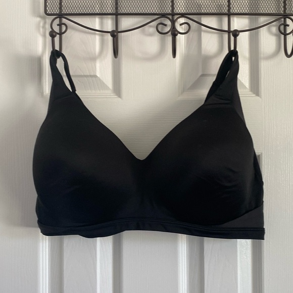 Warners RA2231A No Side Effects Back-Smoothing Wireless Bra Size 2XL Black - Picture 1 of 10
